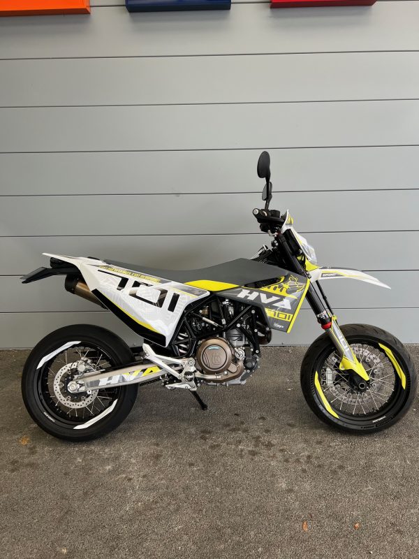 HUSQVARNA 701 SUPERMOTO
