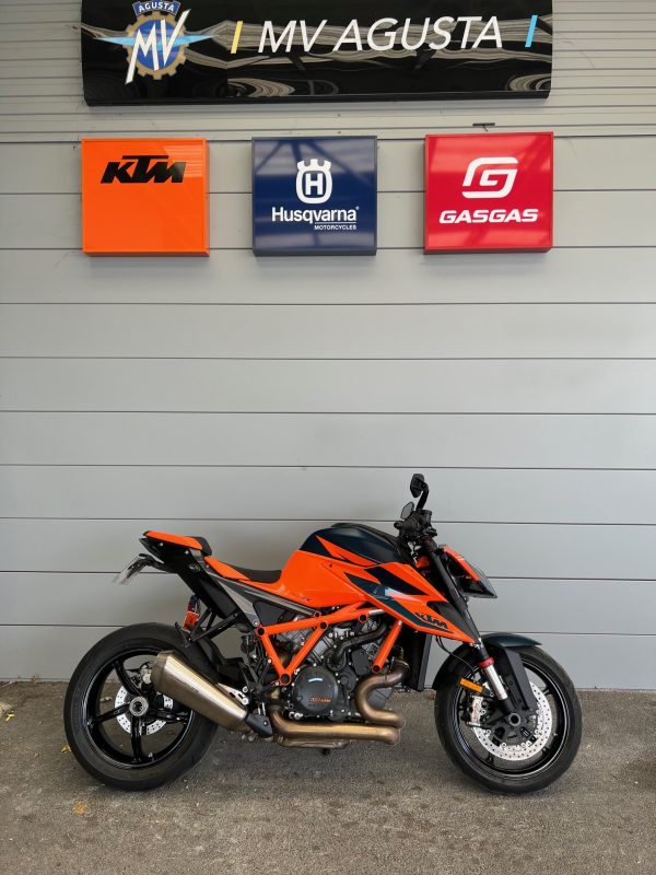 KTM 1290 SUPER DUKE R