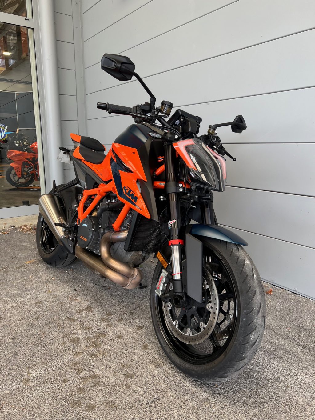 KTM 1290 SUPER DUKE R – Image 2