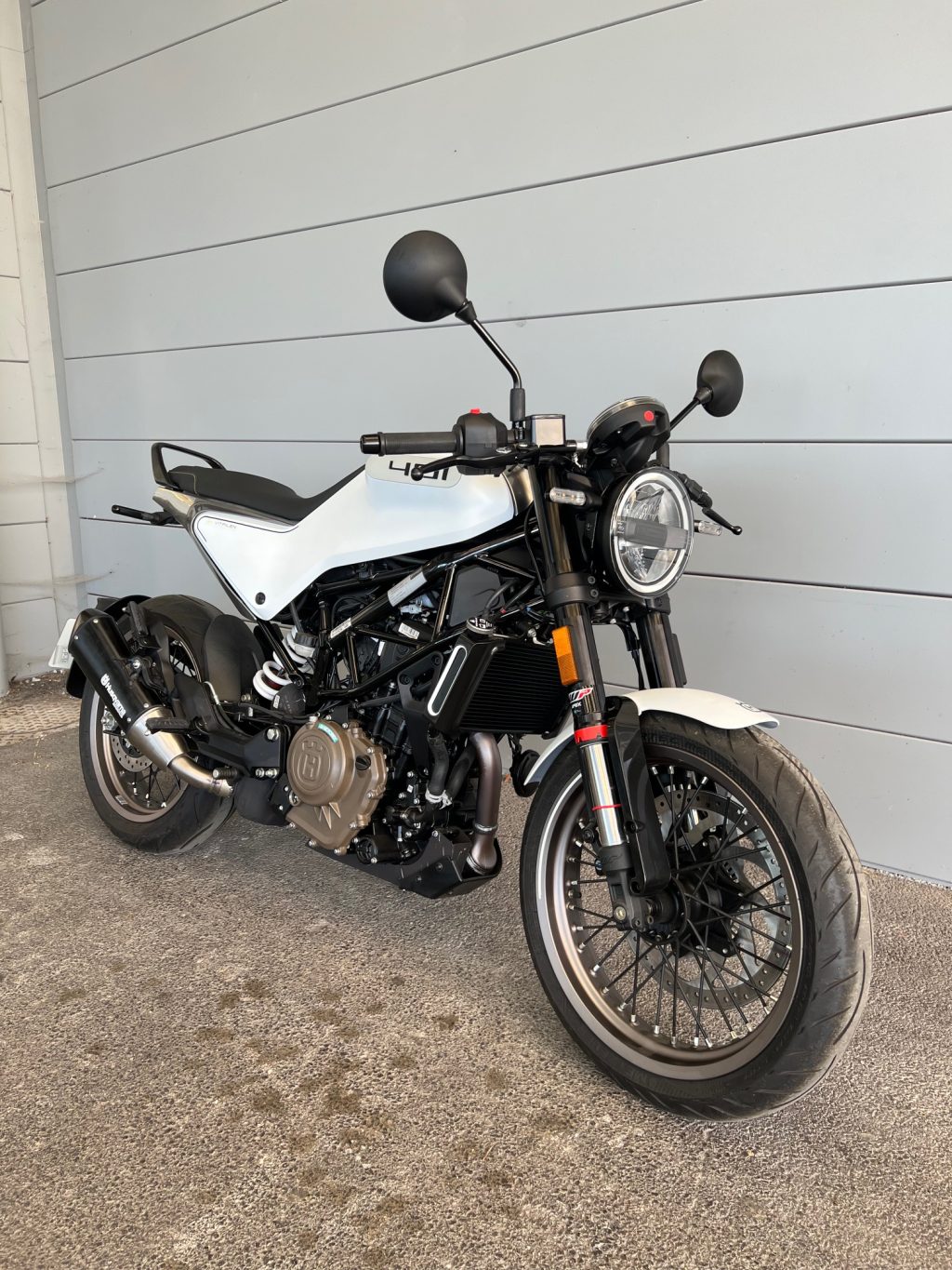 HUSQVARNA 401 VITPILEN 21km – Image 2