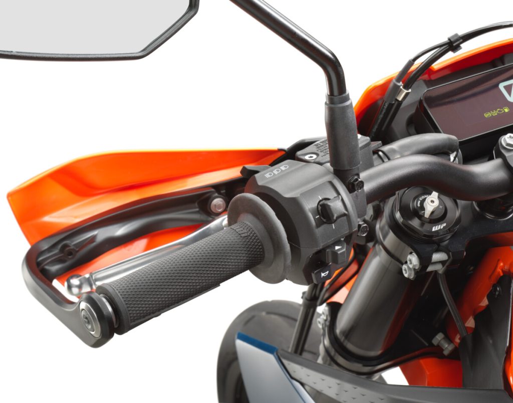 KTM 690 SMC R (26) – Image 8