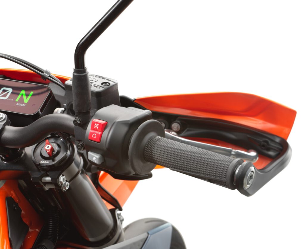 KTM 690 SMC R (26) – Image 9