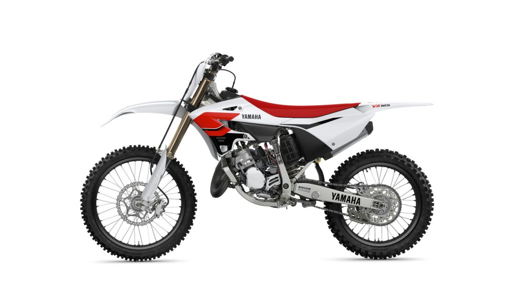 YAMAHA YZ125 70th Anniversary Edition (26) – Image 4