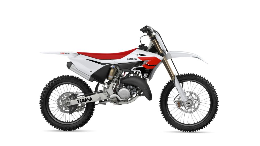 YAMAHA YZ125 70th Anniversary Edition (26)