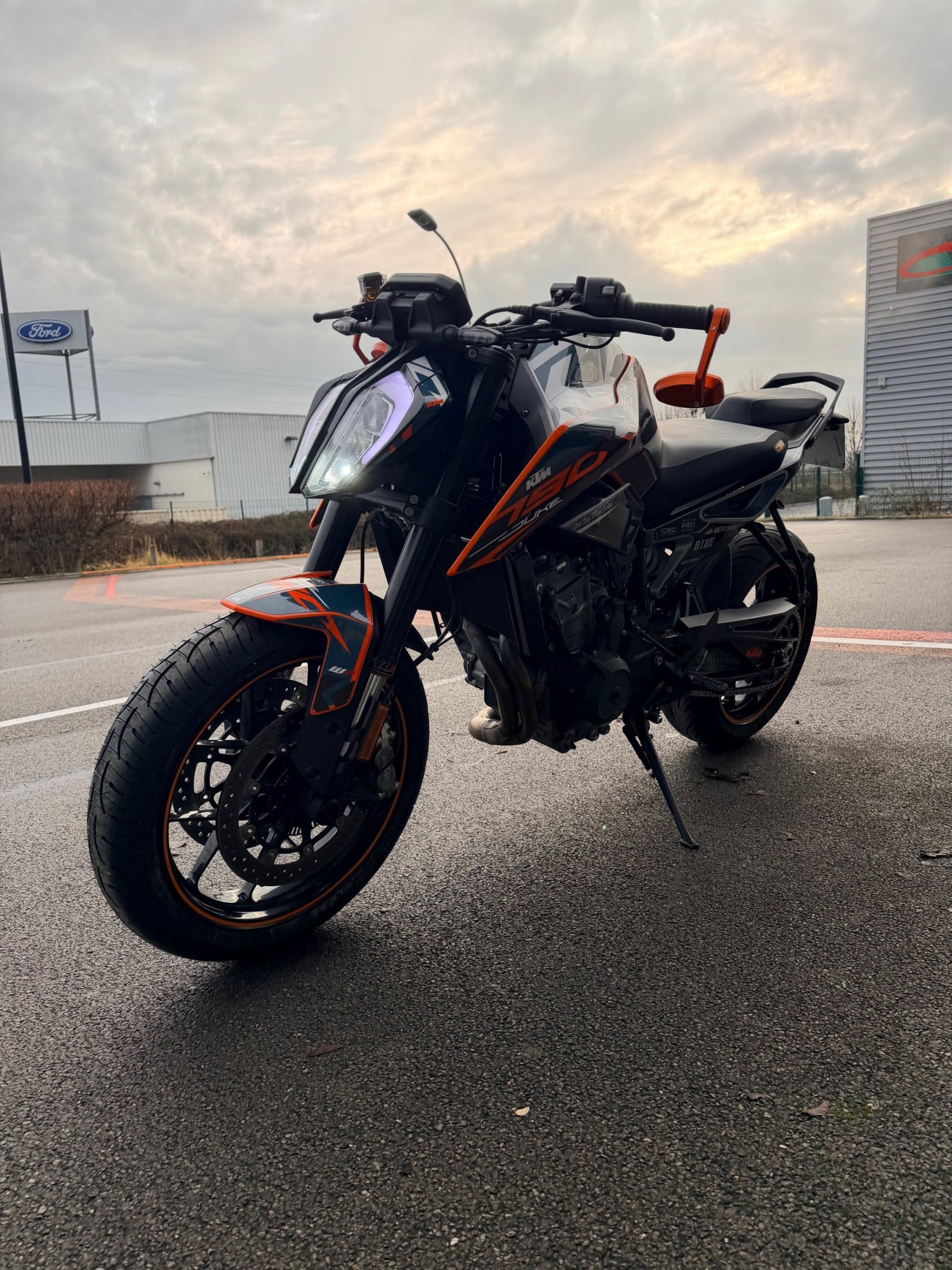 KTM 790 DUKE L – Image 5