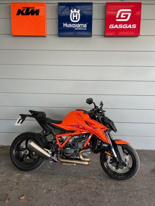 KTM 1390 SUPER DUKE R EVO TECH PACK