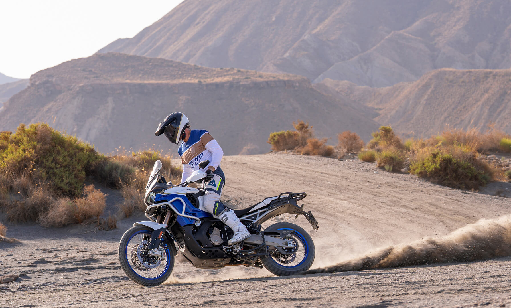 MV AGUSTA ENDURO VELOCE – Image 6