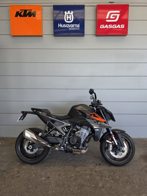 KTM 990 DUKE