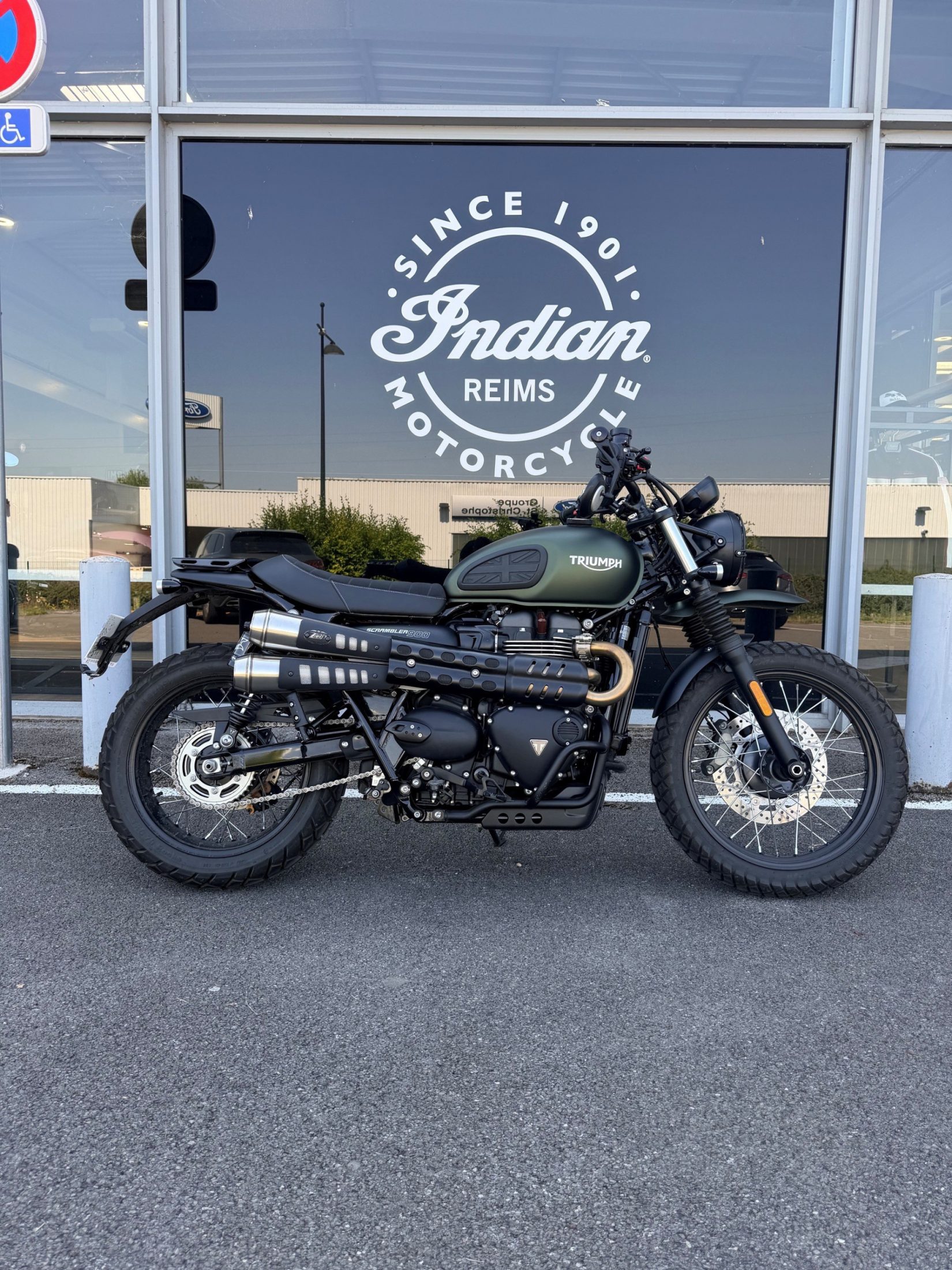 TRIUMPH SCRAMBLER 900