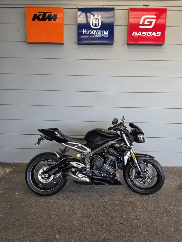 TRIUMPH STREET TRIPLE 765 RS