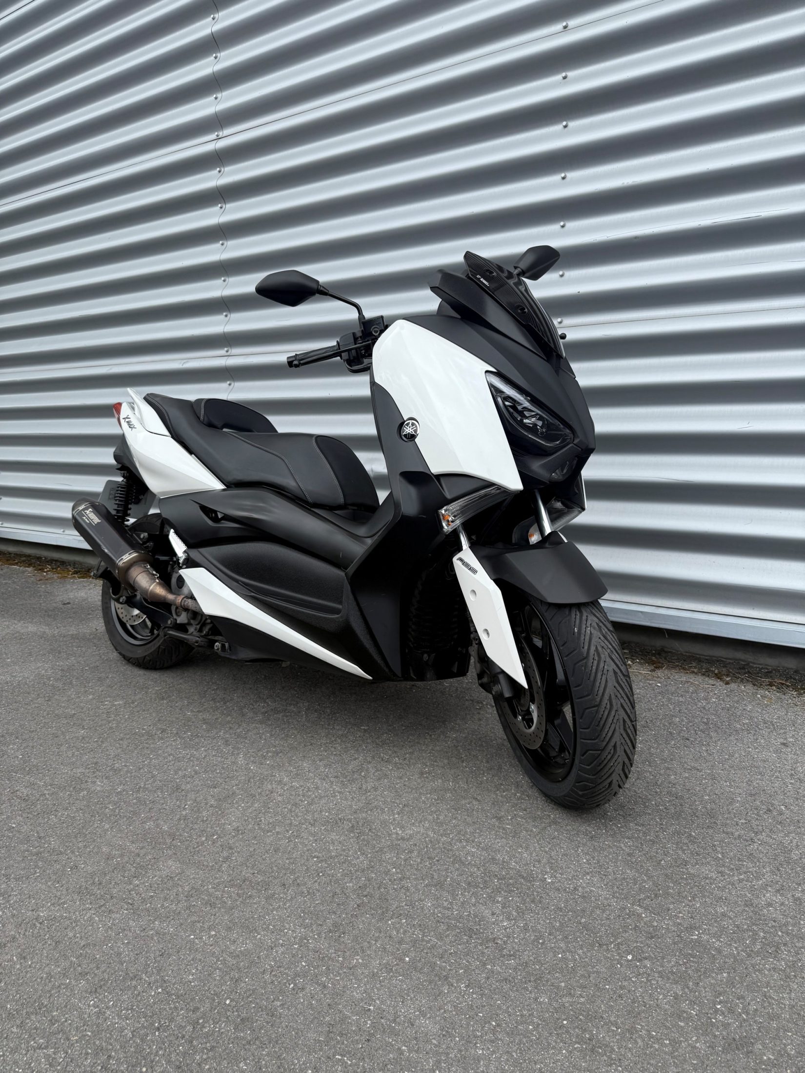 YAMAHA XMAX 300 – Image 2