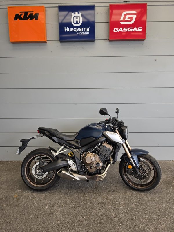 HONDA CB 650 R