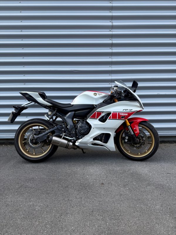 YAMAHA YZF-R7 WORLD GP 60TH ANNIVERSARY A2