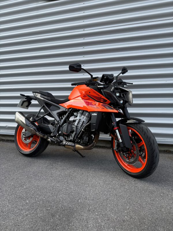 KTM 990 DUKE