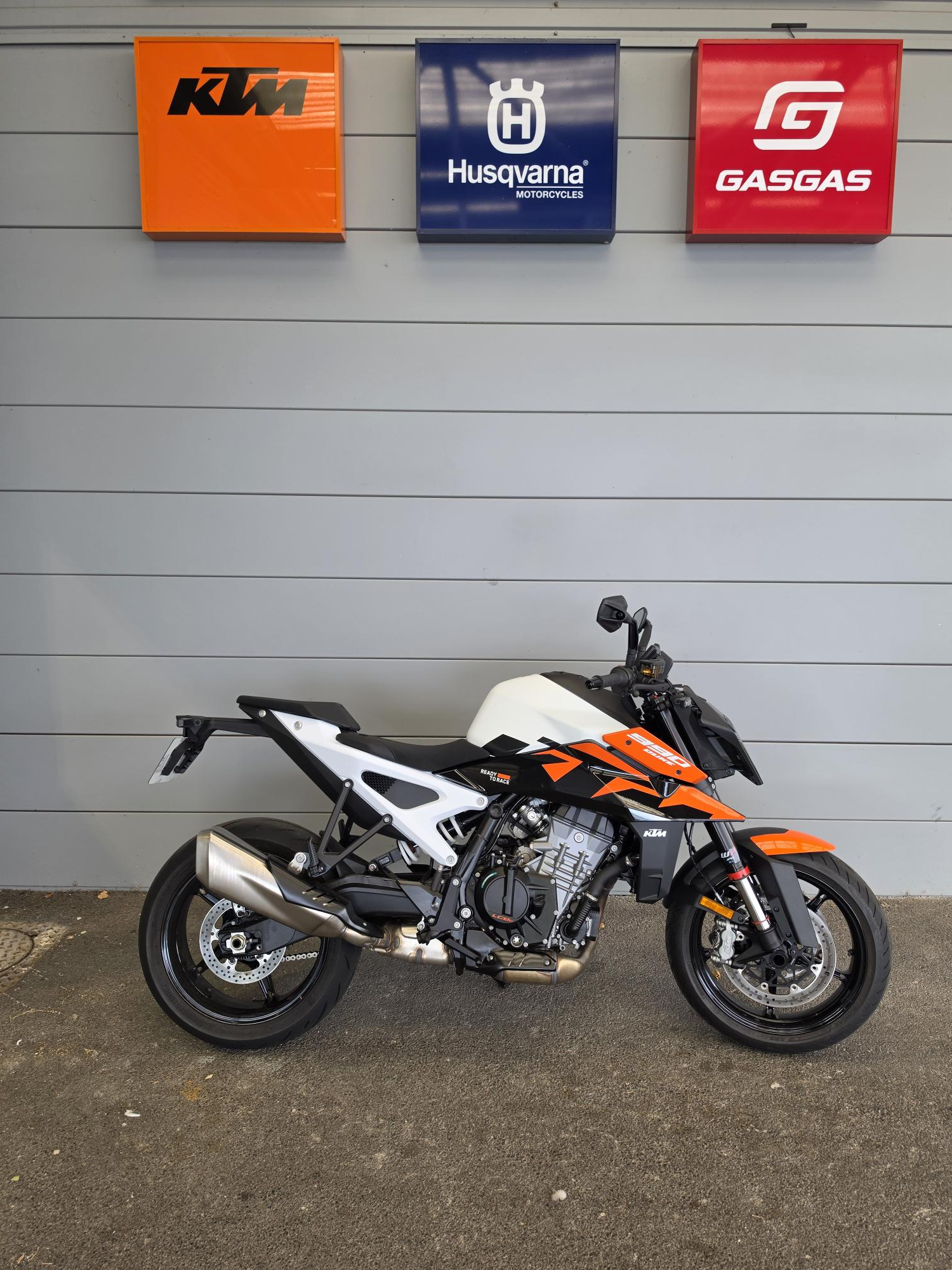 KTM 990 DUKE TECH PACK + FINANCEMENT 0%*