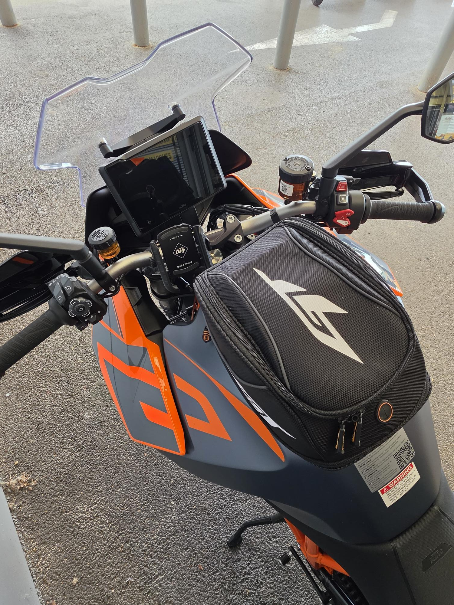 KTM 1290 SUPER DUKE GT – Image 4