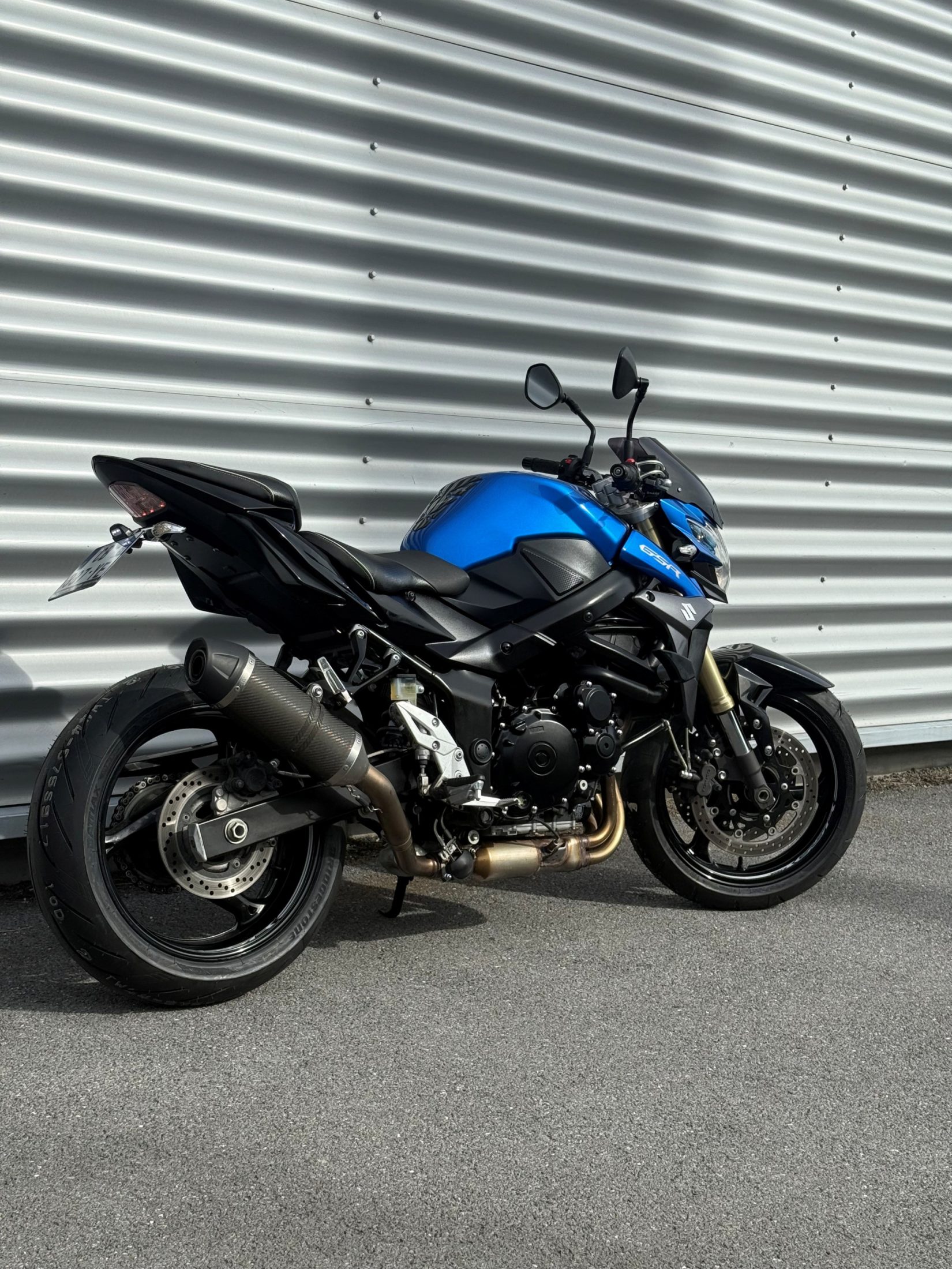 SUZUKI GSR 750 LeoVince – Image 3
