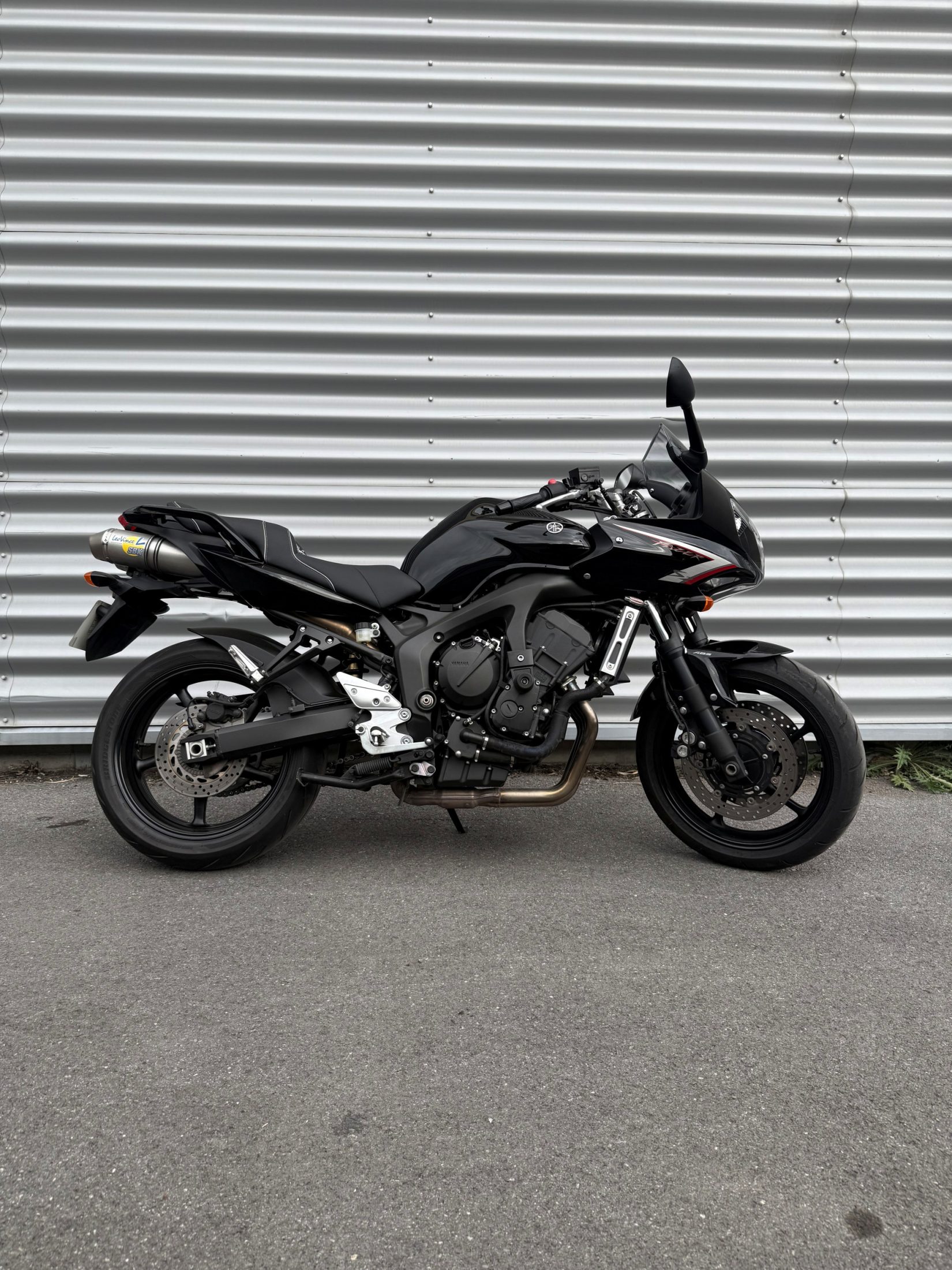 YAMAHA FAZER 600 ABS 98CV Leovince SBK