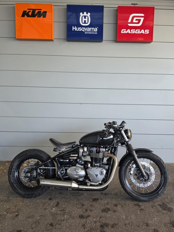 TRIUMPH Bonneville Bobber 1200